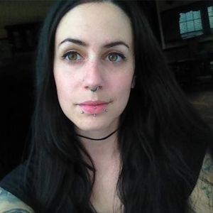 Meet your Posher, Niki